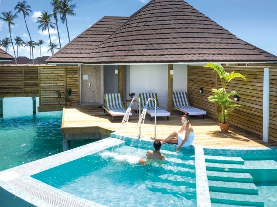 Olhuveli Romance Malediven hotel op water