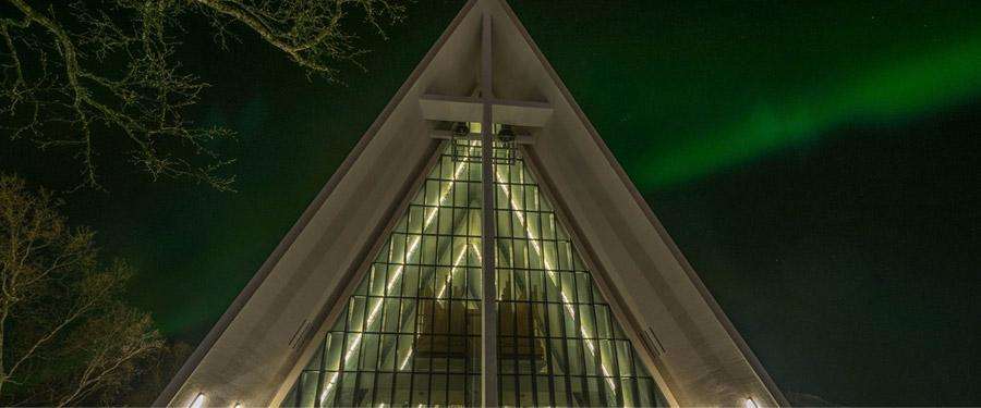 De Arctische kerk van Tromsø.