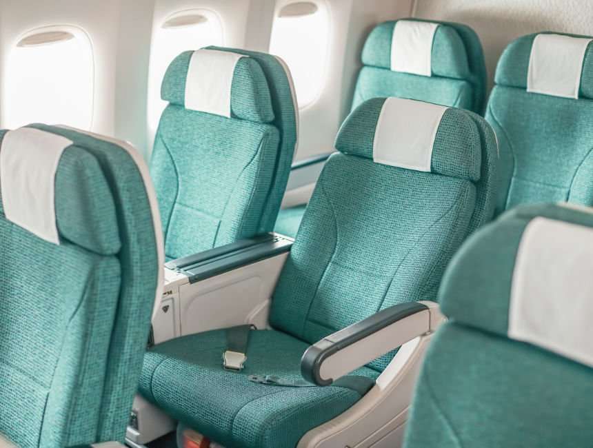 premium economy cathay pacific hong kong