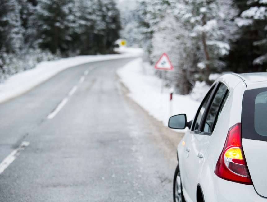 winterbanden noorwegen auto huren