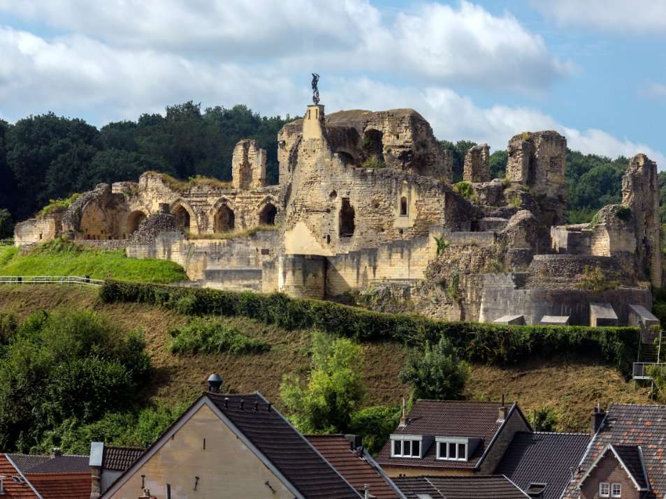 kasteel valkenburg bezienswaardigheden