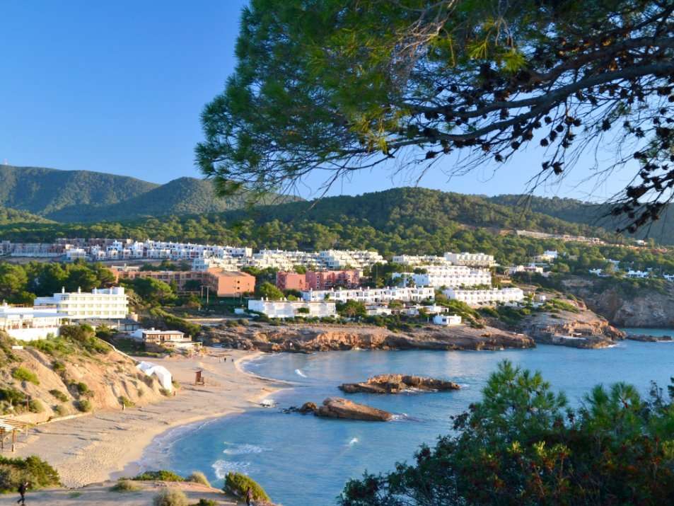 top 10 mooiste stranden Ibiza Cala Tarida